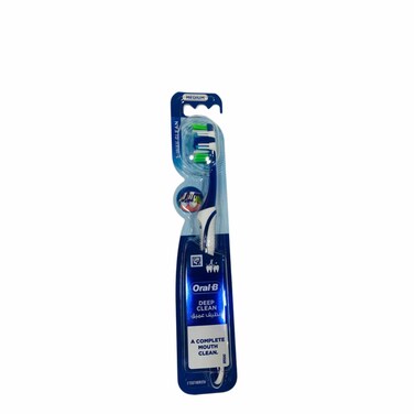 Oral B Deep Clean Toothbrush Medium
