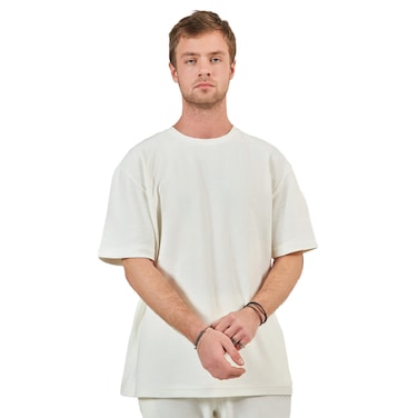 Shots Men T-Shirt - Large - Off-White - 2981