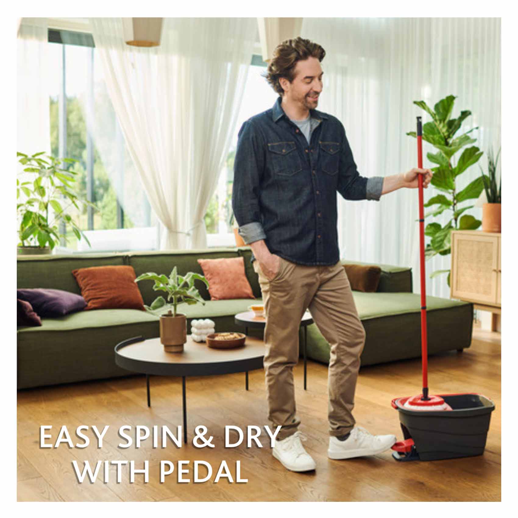 Vileda Easy Wring & Clean Turbo Rotating Mop Bucket Set with Foot Pedal product thumbnail 3