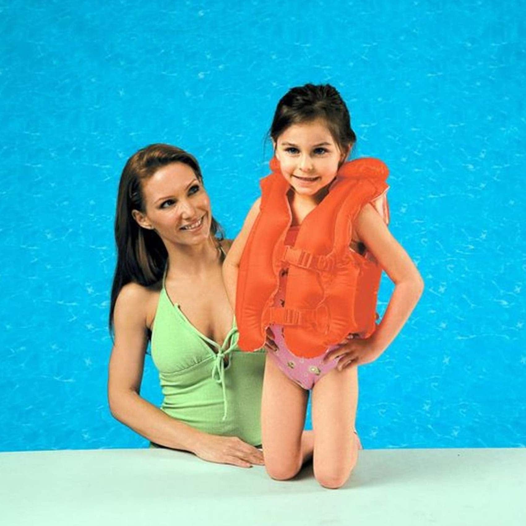 Intex Deluxe Swim Vest product thumbnail 2