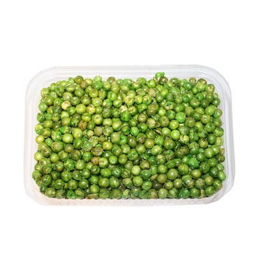 المكسرات الهندية والبازلاء الخضراء في الزيت المحمص