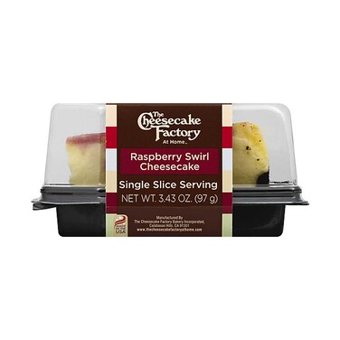 تشيز كيك فاكتوري شرائح تشيز كيك مجمدة بنكهة التوت الأحمر 97 جرام