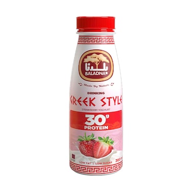 بلدنا لشرب زبادي الفراولة على الطريقة اليونانية 30 جم بروتين 360 مل