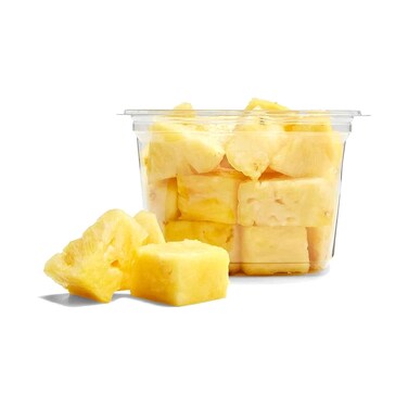 أناناس مقطع ومشرّح صغير