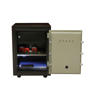 ويلكو صندوق أمان مقاوم للحريق C50 (بالإضافة إلى رسوم توصيل المورد خارج الدوحة 50 ريال قطري إضافية)