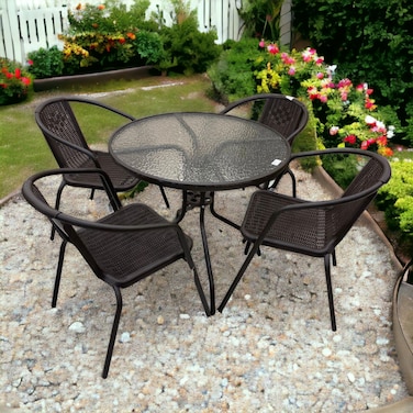 4-seat coffee shop with a glass table
