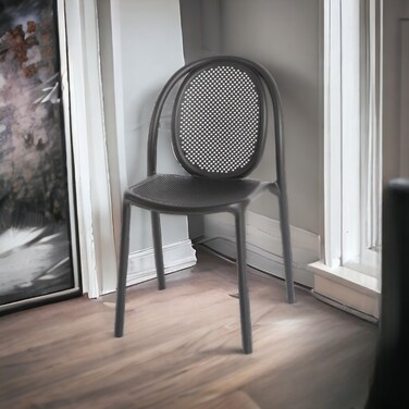 Black plastic single chair 70-38-40