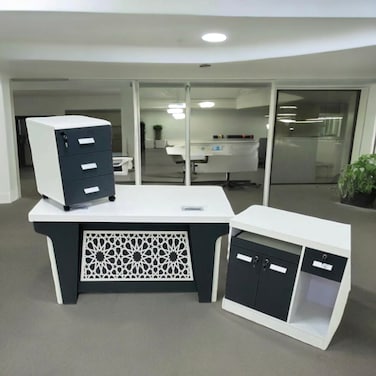 Wooden desk 180 x 85 x 75 cm