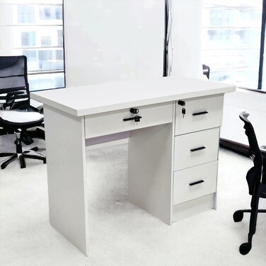 White wooden desk 120 x 60 x 75 cm