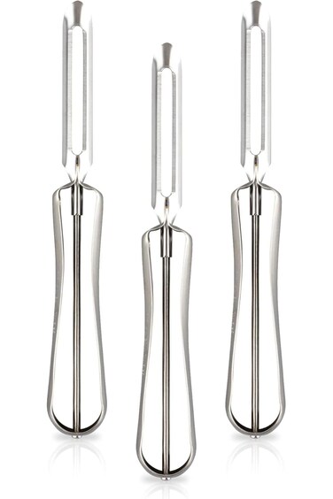 Kitchen vegetable peeler, Stainless steel rotary peeler, Ergonomic Handle and Ultra Sharp Stainless