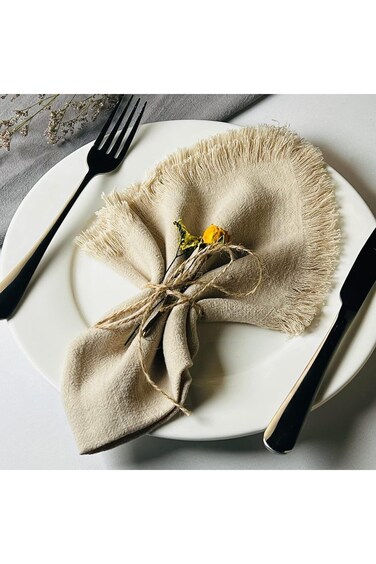 YRQX Handmade Cloth Napkins with Fringe,18 x 18 Inches Cotton Linen Napkins Set of 4 Versatile Hand