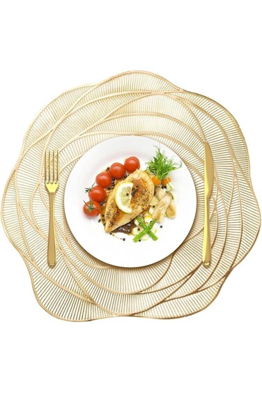 Tazweeq Round Gold Placemat Set, Non-Slip Table Runner and Placemats for Dining Room Kitchen Decor