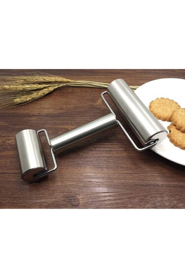 شوبك العجين المزدوج من الفولاذ المقاوم للصدأ الناعم للمعجنات والبيتزا، أداة مطبخ معدنية