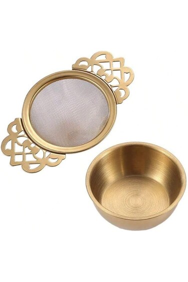 Golden Tea Strainer with Base, Stainless Steel Kung Fu Tea Brew Tea Filter - For Tea Lovers - Perfe