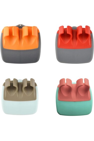 ALMEKAQUZ Vegetable Peeler, Silicone Finger Grips, Hand Fruit Peeler with Comfortable Rubber Finger