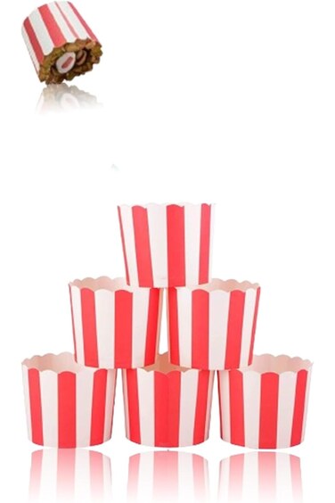 قوالب كب كيك مخططة باللونين الأحمر والأبيض من Sweet Seven - عبوة من 50 قالب خبز للكب كيك والكعك - مقاس 2.3