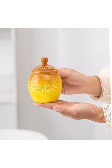 SYOSI Ceramic Honey Pot with Lid and Wooden Dipper, 10oz Small Porcelain Honey Jar for Home Kitchen