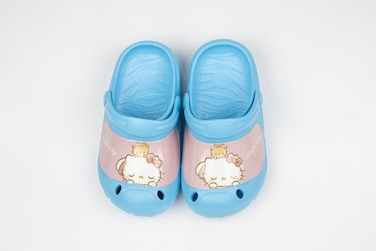 Hello Kitty Kids Clogs with Durable Lightweight Design &ndash; Blue