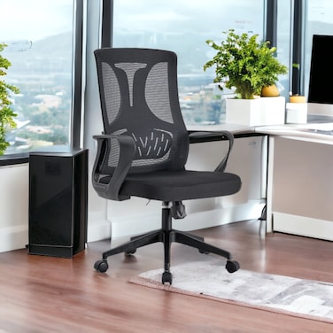 Black swivel office chair with armrests (50x50x100cm)