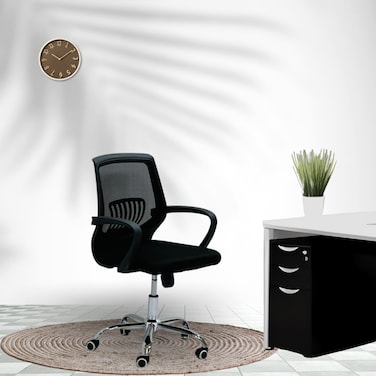 Swivel office chair