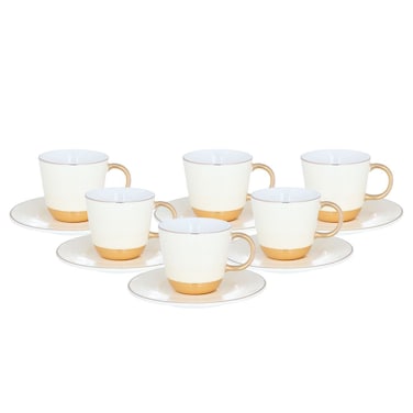 طقم فناجين قهوة سيف غاليري، 12 قطعة - نمط مربع مع صحن ذهبي