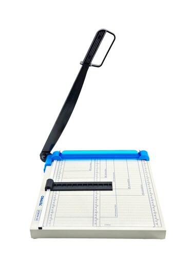 مقص أوراق مقاس A4