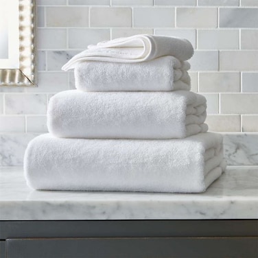 Gentelle Luxury Hotel Seren Collection Towels &ndash; 4-Piece Set &ndash; 100% Cotton, Plush &amp; Absorbent &ndash; Luxury Bath Towels for Hotel, Home and Spa