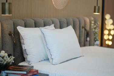 Gentelle  Hotel MicrfFiber Pillow 50cm x 70cm - 100% Cotton Outer Cover - 1000g