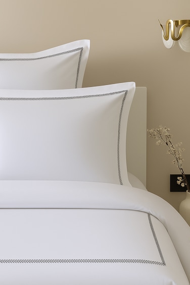 Ghuraz 3-Piece Twin Hotel Duvet Cover Set