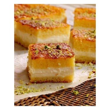 بسبوسة بالقشطة