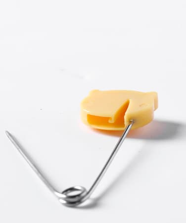 مشبك دبوس التثبيت - رأس نمر