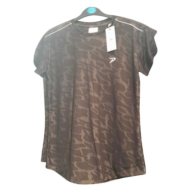 تي شيرت رياضي بتصميم أسود شامل