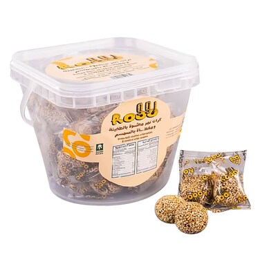 روو - كرات التمر بالطحينة والسمسم