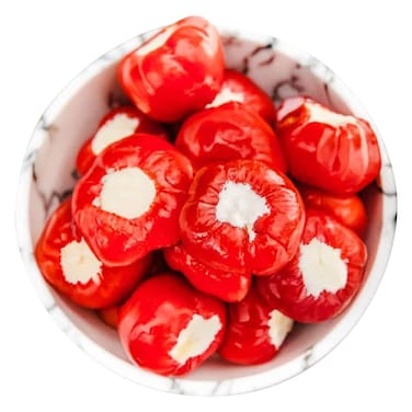 فلفل كرزي محشي لبنة