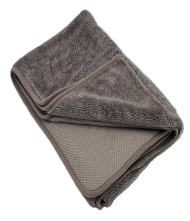 فوطة تجفيف مايكروفيبر من تيتانيو بحجم ١٥٠ سم × ٧٥ سم  TITANIO DRYING MICROFIBER TOWEL 150cm*75cm