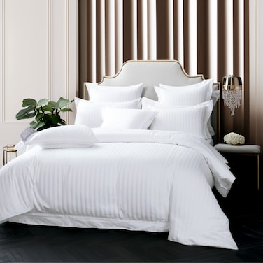 Microfiber Hotel Comforter Sets, Fits 160 cm x 200 cm Size Bed, Duvet Filling Included, 5 Pcs Queen Size, Hotel Stripe Pattern, White