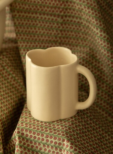 Home Flower Ceramic Mug