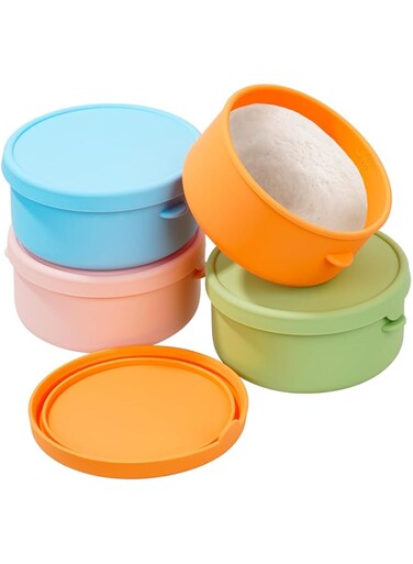 CRROEL Pizza Ball Box Pack of 4, 700 ml Pizza Ball Box with Lid, Pizza Box Made of Non-Stick Silicone Pizza Dough Ball Fermentation Container Dough Bowl for Home Kitchen Restaurant Colourful