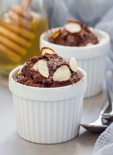 Ceramic Bowl Mini Ramekin Set, 8.5 Oz Cr&Atilde;&uml;me Ramekins Dishes, Porcelain Souffle Dish Baking Soup Bowls French Onion Pudding Custard Cups Desserts Jam Dips Sauces Dining Tableware Bakeware (Set Of 4)