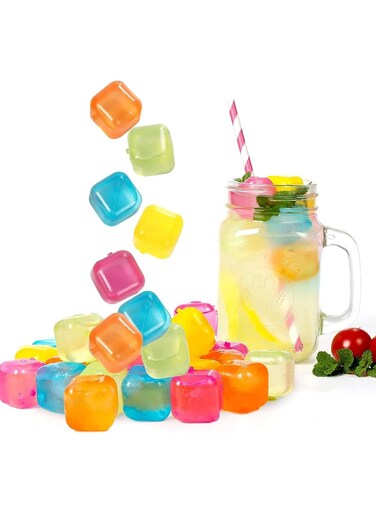72 pcs Reusable Ice Cubes Plastic Squares for Drinks filled pure watr
