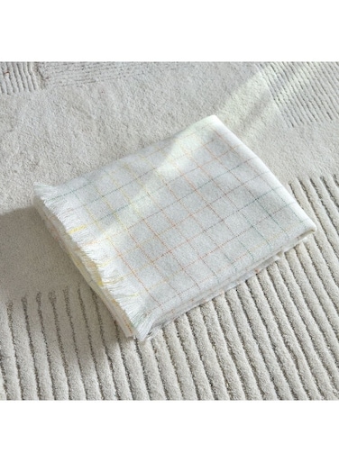 Box Gia Chequre Throw 127 x 152 cm