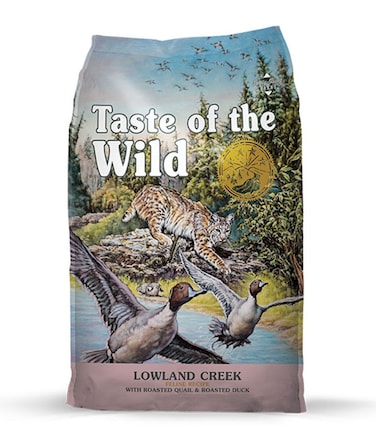 طعام جاف للقطط من Taste Of The Wild Lowland Creek، 2 كجم