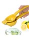 Manual Lemon Squeezer Juicer with Built-in Strainer &acirc;&euro;&ldquo; Heavy Duty Hand Press Citrus Juice Extractor for Lemon, Lime &amp; Orange &acirc;&euro;&ldquo; Multipurpose Kitchen Tool for Home, Restaurants, Cafes &amp; Cooking Classes (Yellow)