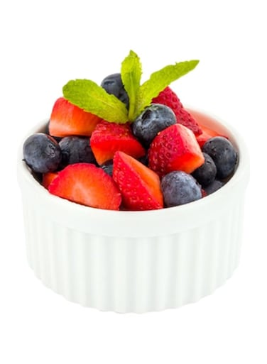Restaurantware Mini Heart Porcelain Plate, 3.3 Inches, Pack Of 10