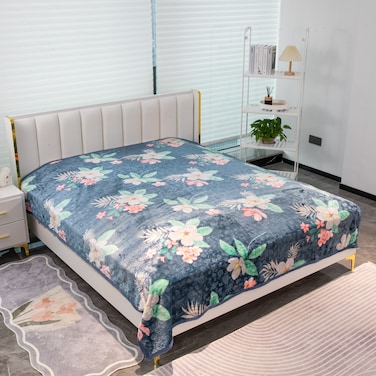 STARGOLD Single Ply Premium Cloudy Blanket Made by 100% Polyester SPUN YARN Obtained from Virgin Polyester Which is Suitable for winter and Rainy Season 200X235CM 5.5LB