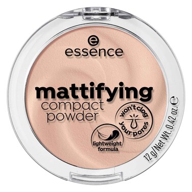 essence Mattifying Compact Powder 11