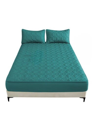Waterproof Fitted Bedding Topper Set &acirc;&euro;&ldquo; 150 x 200 cm &acirc;&euro;&ldquo; Green &acirc;&euro;&ldquo; Mattress &amp; Pillow Protection