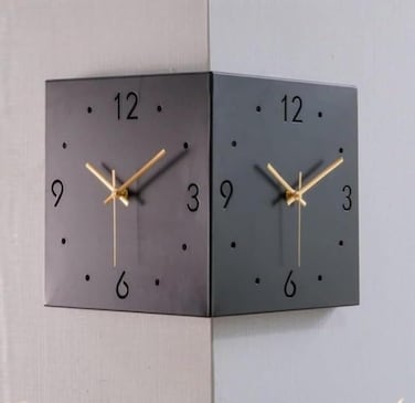 ساعة حائط (سوداء)