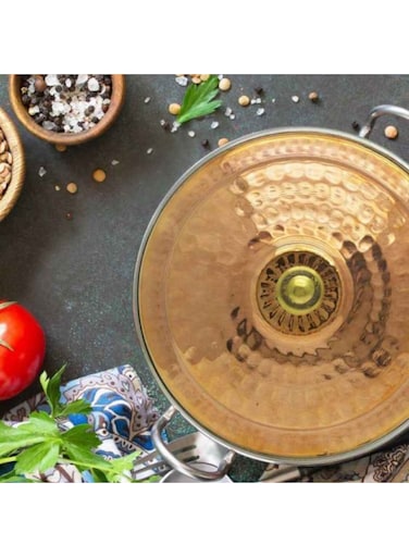 Well-Crafted Exterior Copper Lid