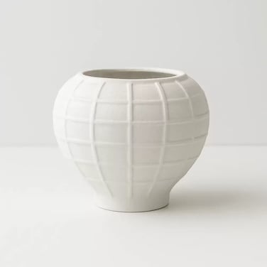 Decorative Ceramic Flower Pot With Berber Fleece Shade- White